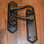 Royal Victorian Scroll Style Cast Iron Door Handles Without Keyhole (401)